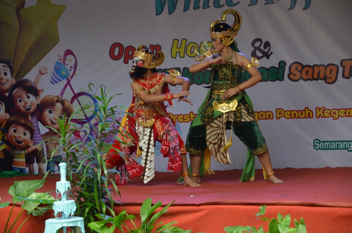 Kemeriahan Open House dan HUT Kongregasi PIJ Ke-180