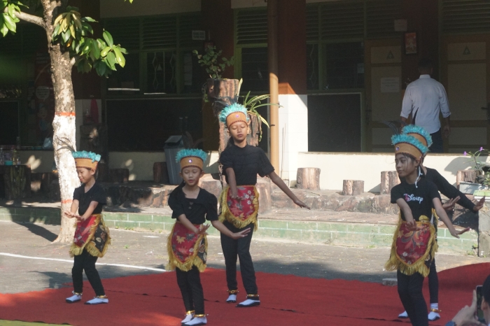 MPLS SD Katolik Sang Timur Berlangsung Meriah, Tanamkan Karakter Melalui Dongeng dan Beragam Kegiatan Edukatif